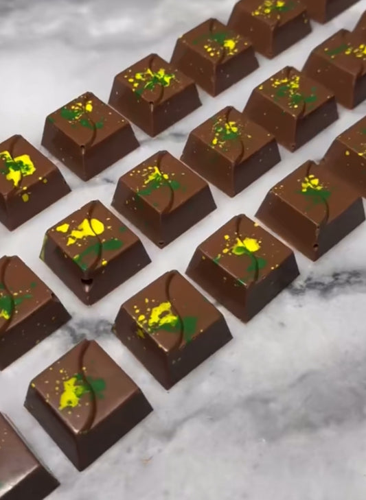 10 Bites Dubai Chocolate